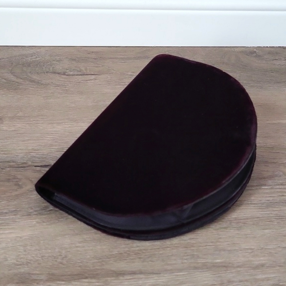 Eaton Black Velvet Vintage Bag - Picture 3 of 11